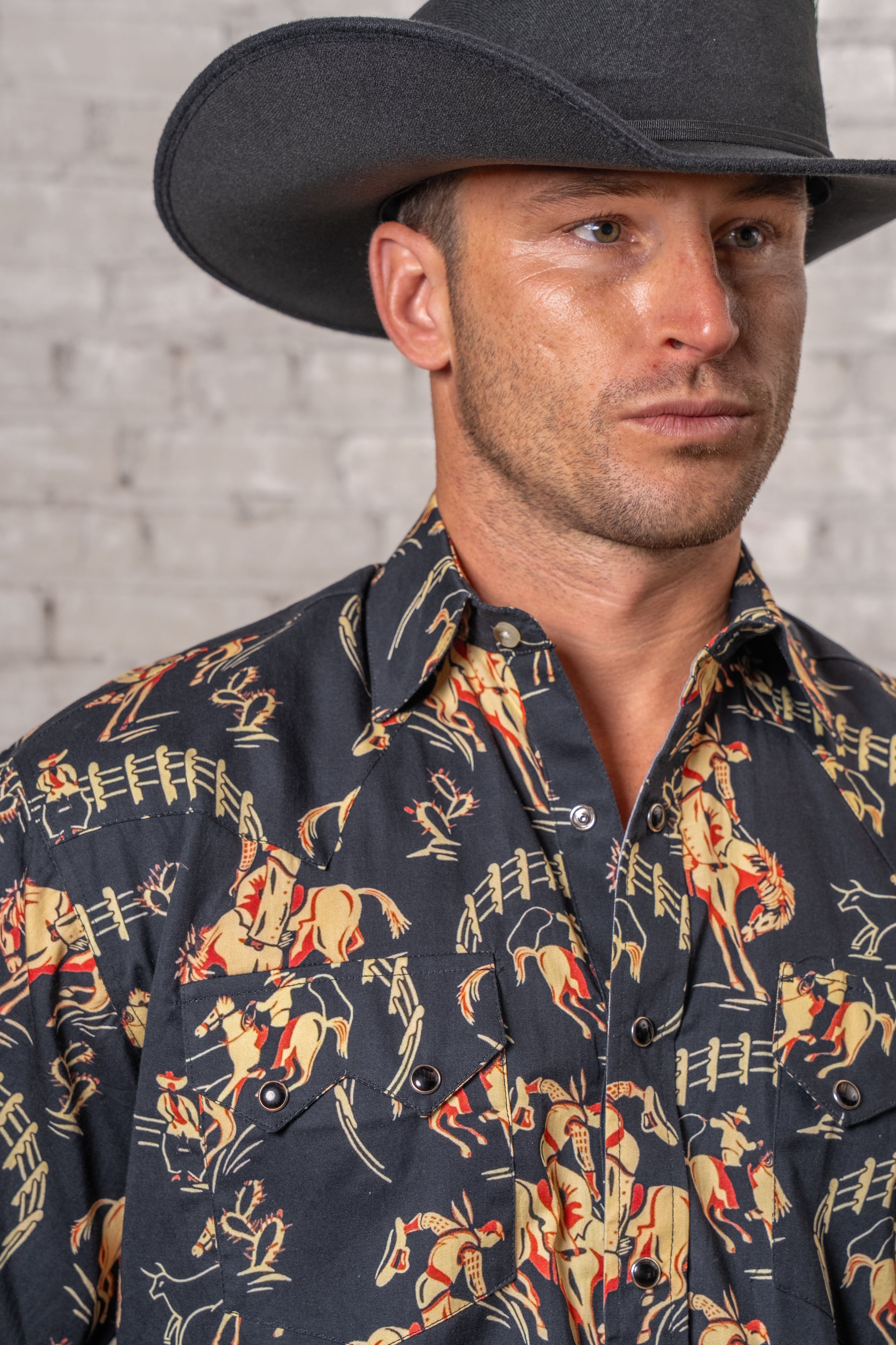 Men's Vintage Black Short Sleeve Bronc Print Western Shirt