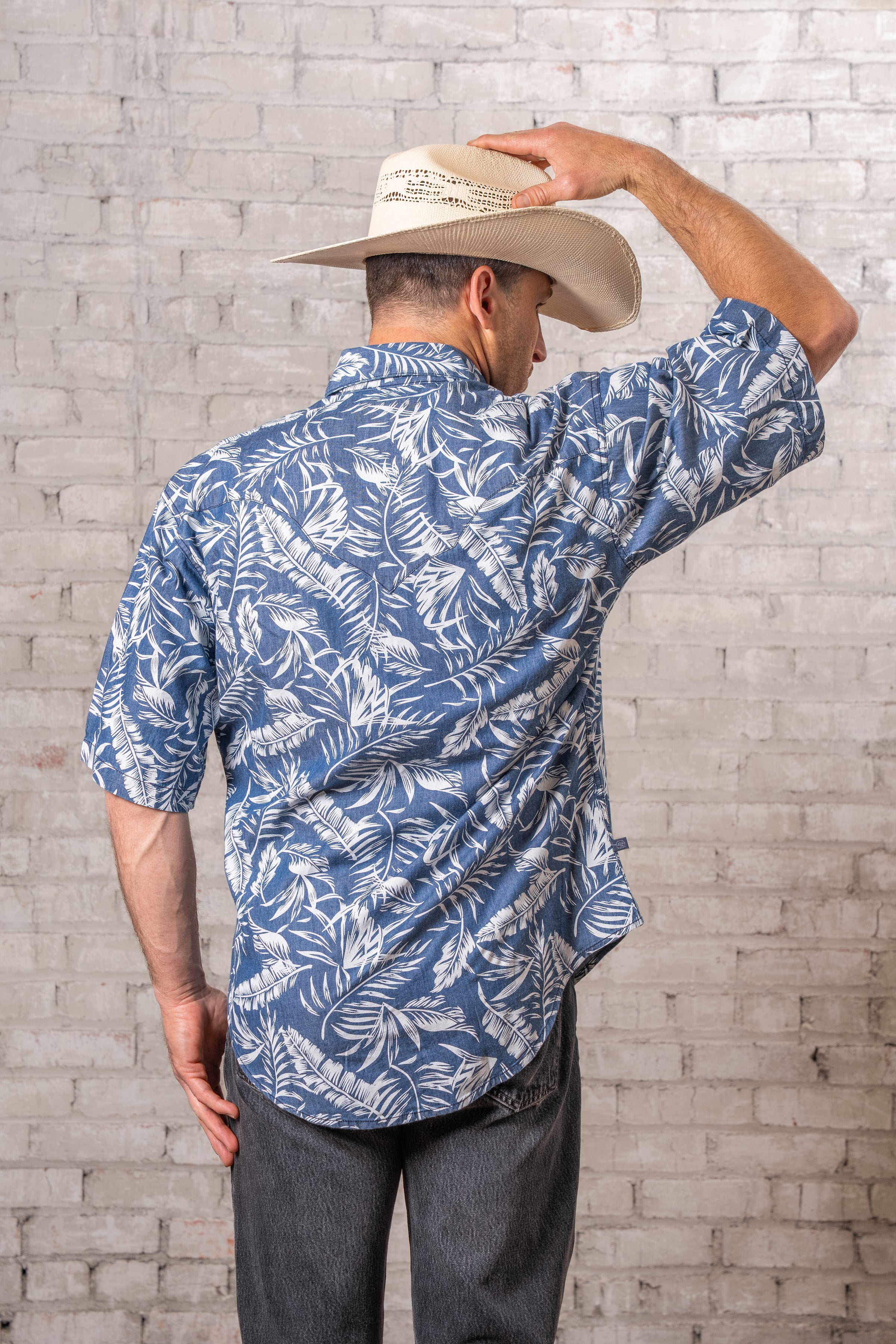 Men's Blue Chambray Floral Print Short Sleeve Western Shirt