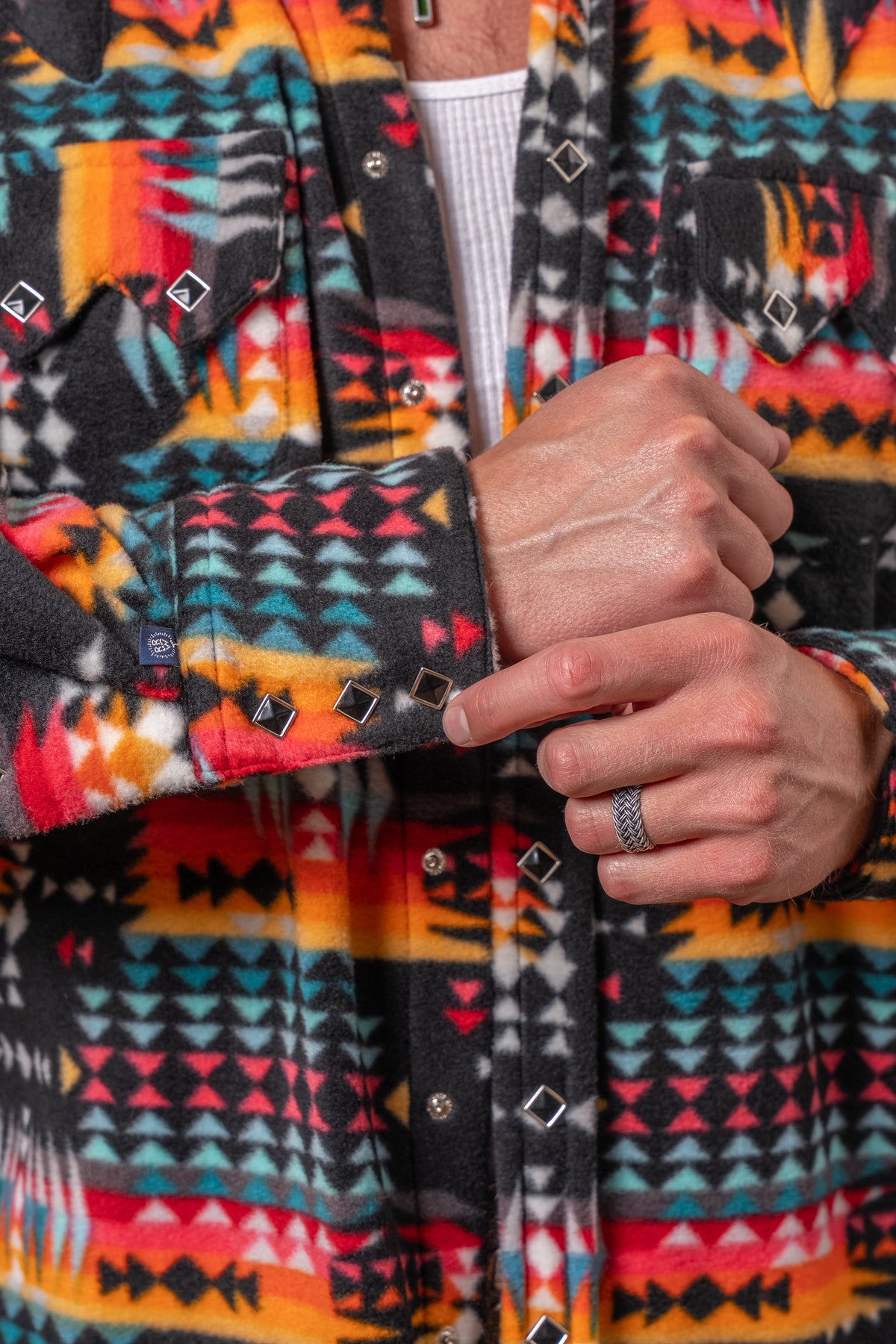 Men's Native American Inspired Pattern Fleece Western Shirt in Black & Red
