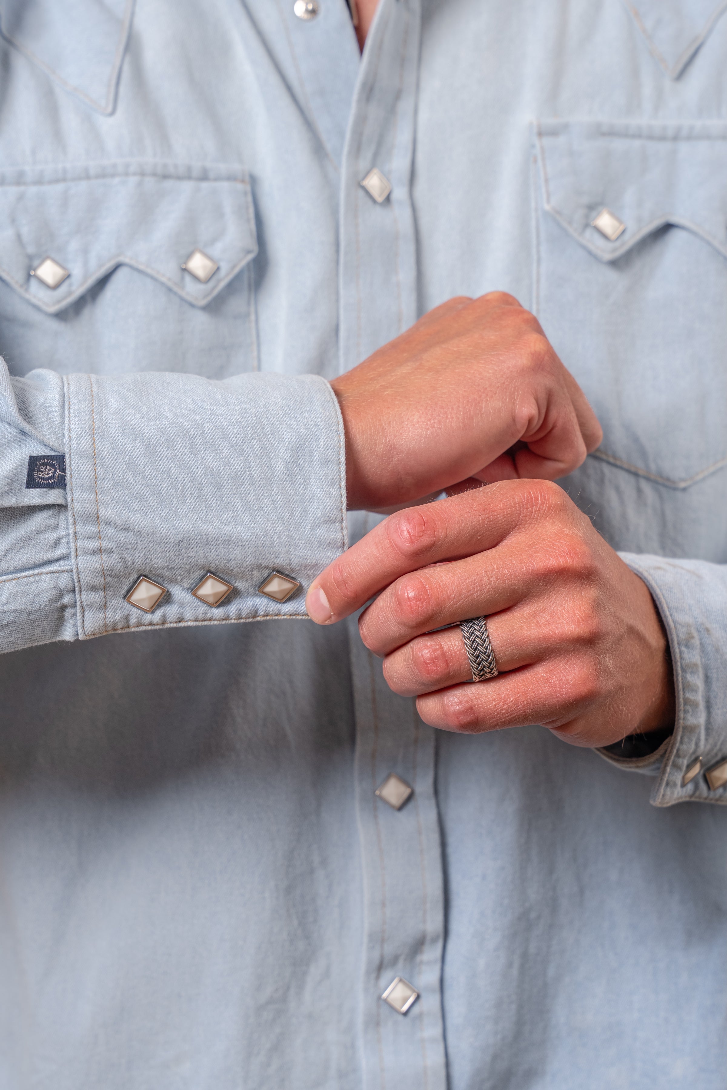 Men's Stonewashed Denim Sawtooth Western Shirt in Sky Blue