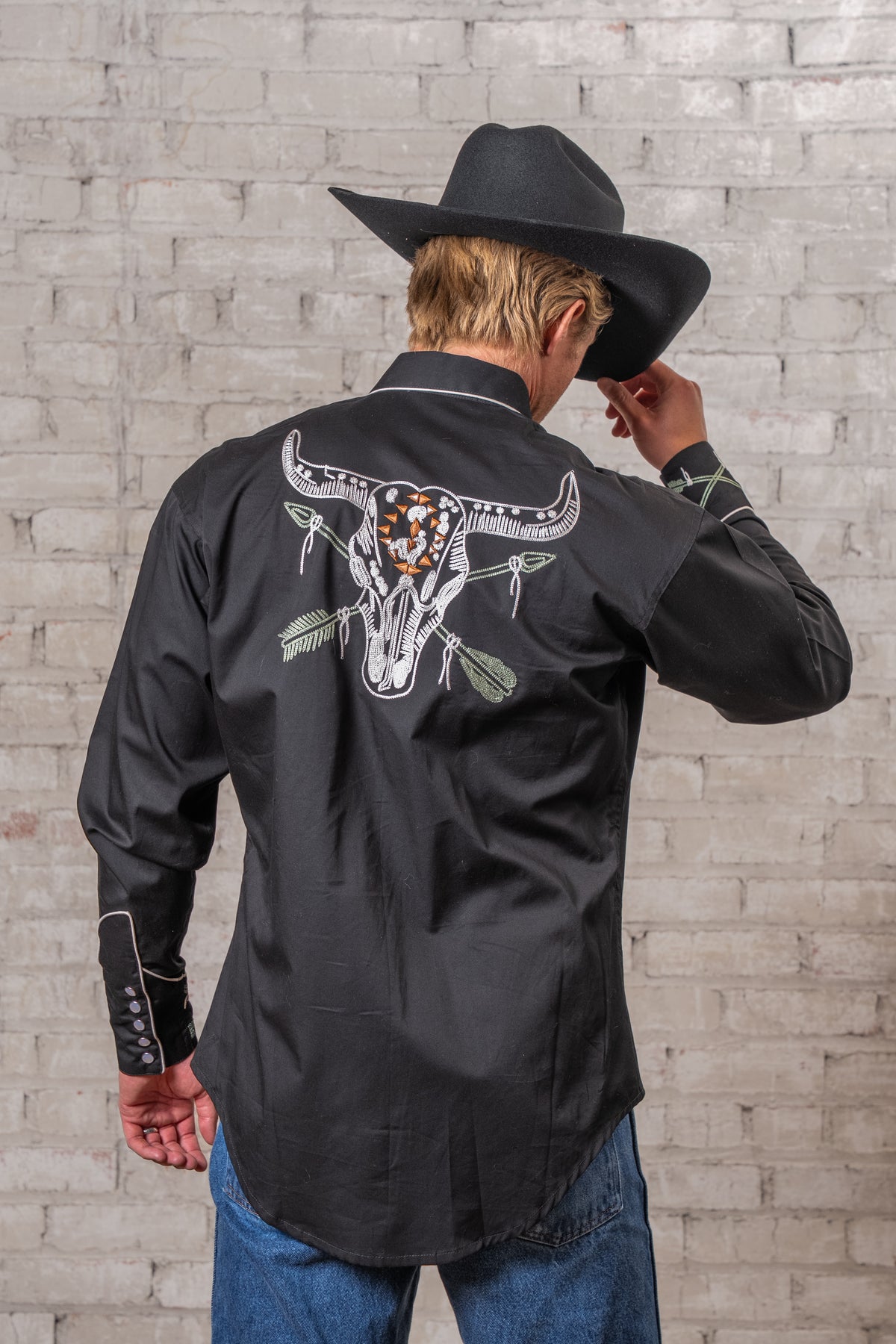 Men’s Vintage Black Steer Skull & Arrow Chain Stitch Embroidered Western Shirt