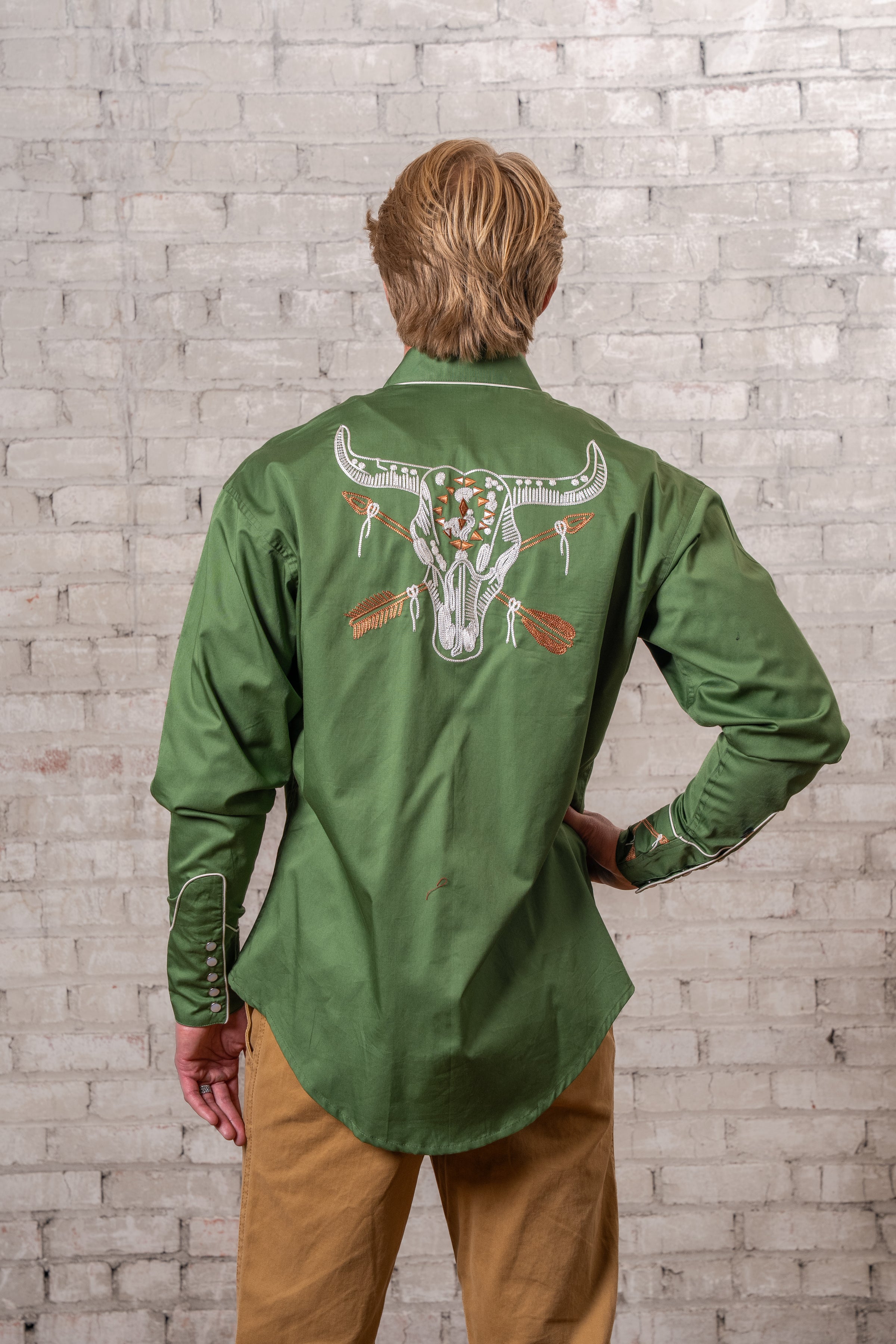 Men’s Vintage Green Steer Skull & Arrow Chain Stitch Embroidered Western Shirt
