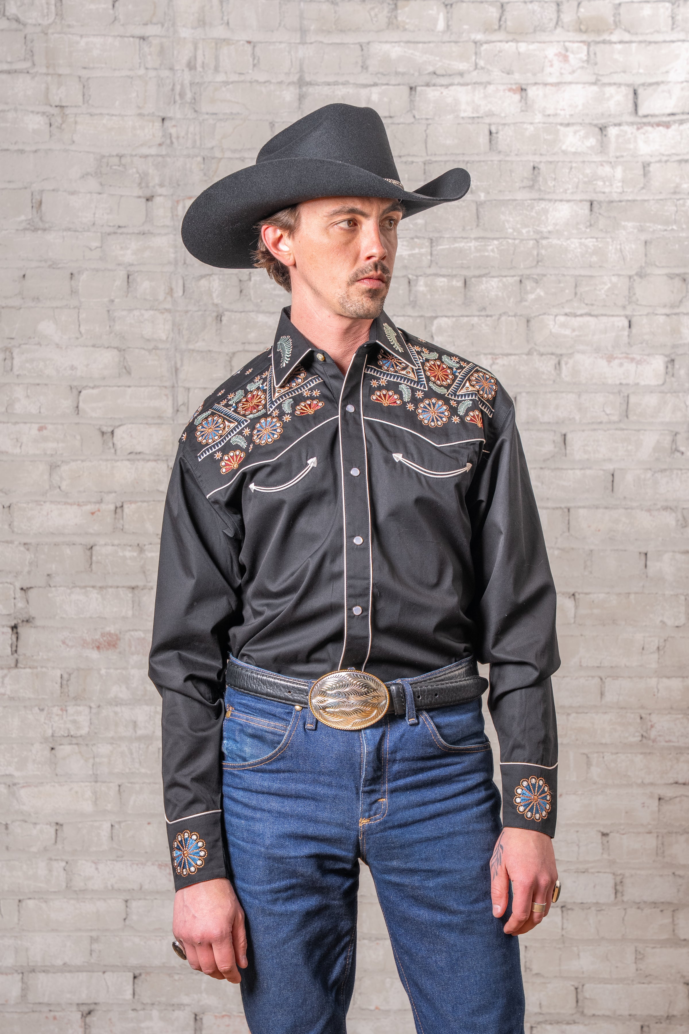 Men's Vintage Black Floral & Stars Embroidered Western Shirt