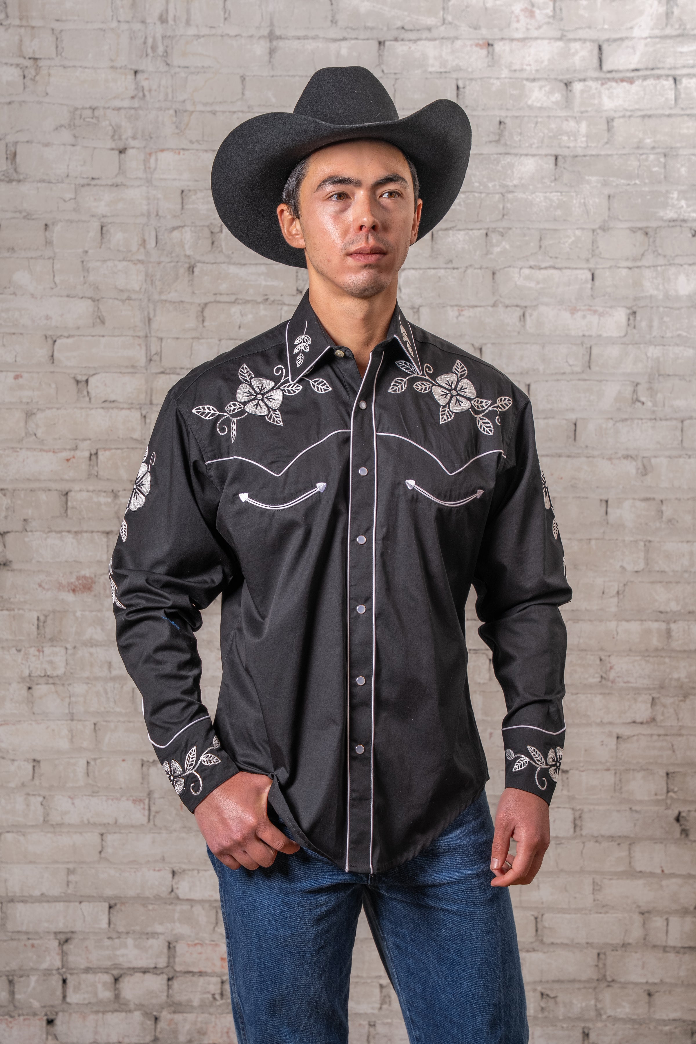 Men’s Vintage Black Floral Embroidered Western Shirt