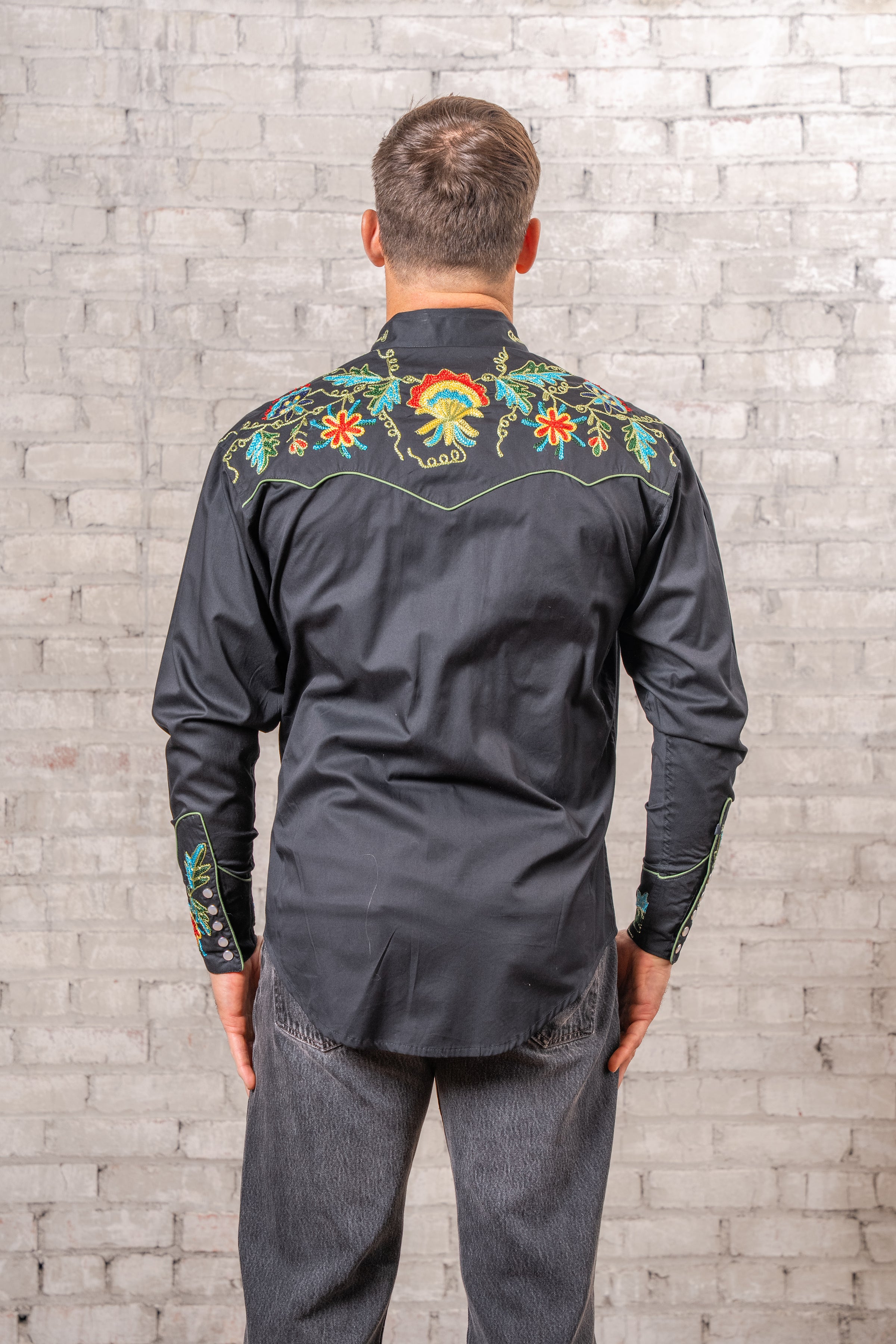 Men's Floral Embroidered Cotton Gabardine Black Western Shirt
