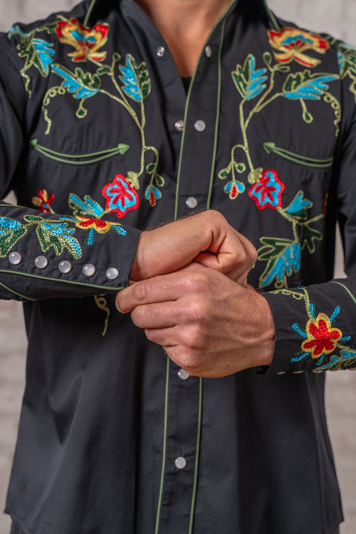 Men's Floral Embroidered Cotton Gabardine Black Western Shirt