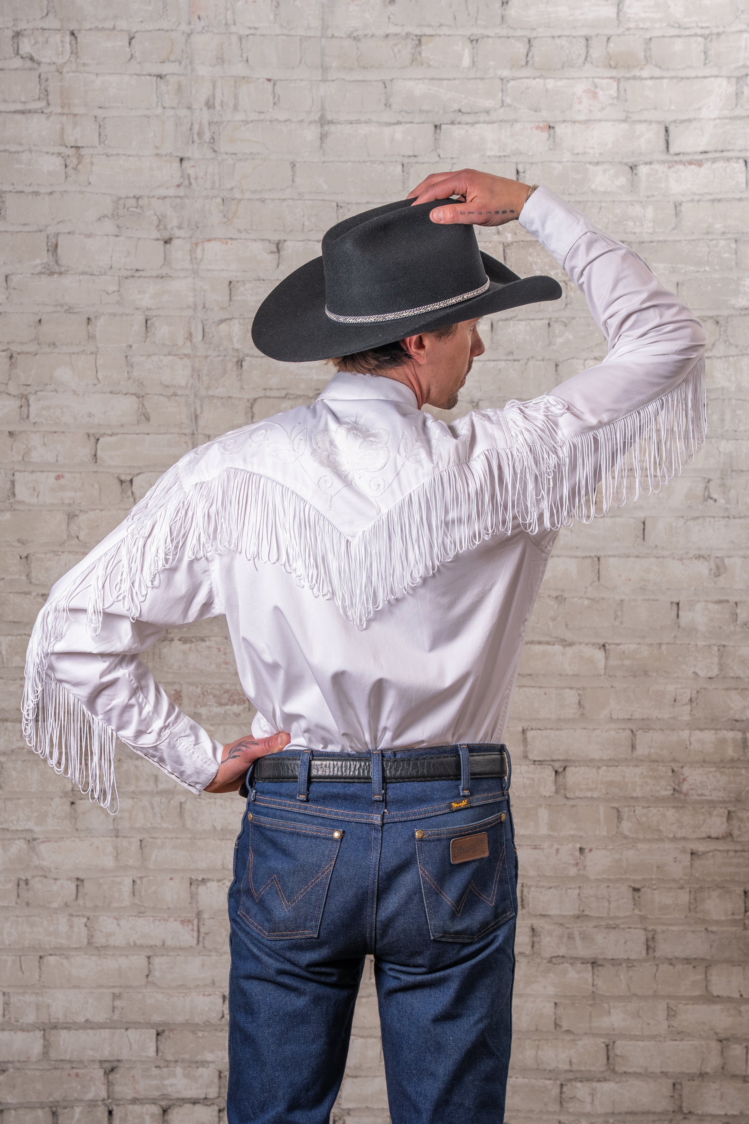 Men's Vintage White Fringe Embroidered Western Shirt