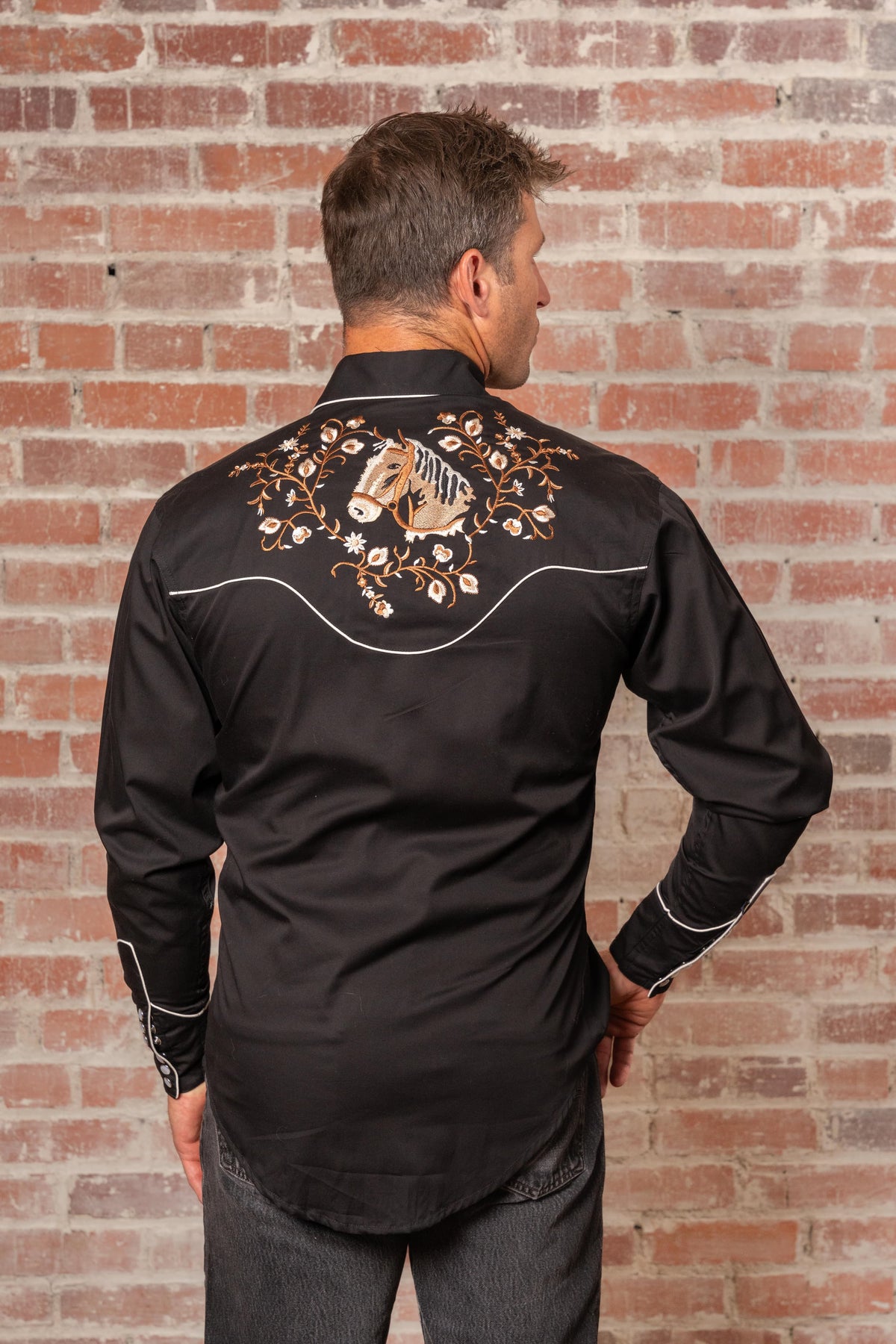 Men’s Vintage Horsehead & Floral Embroidered Western Shirt