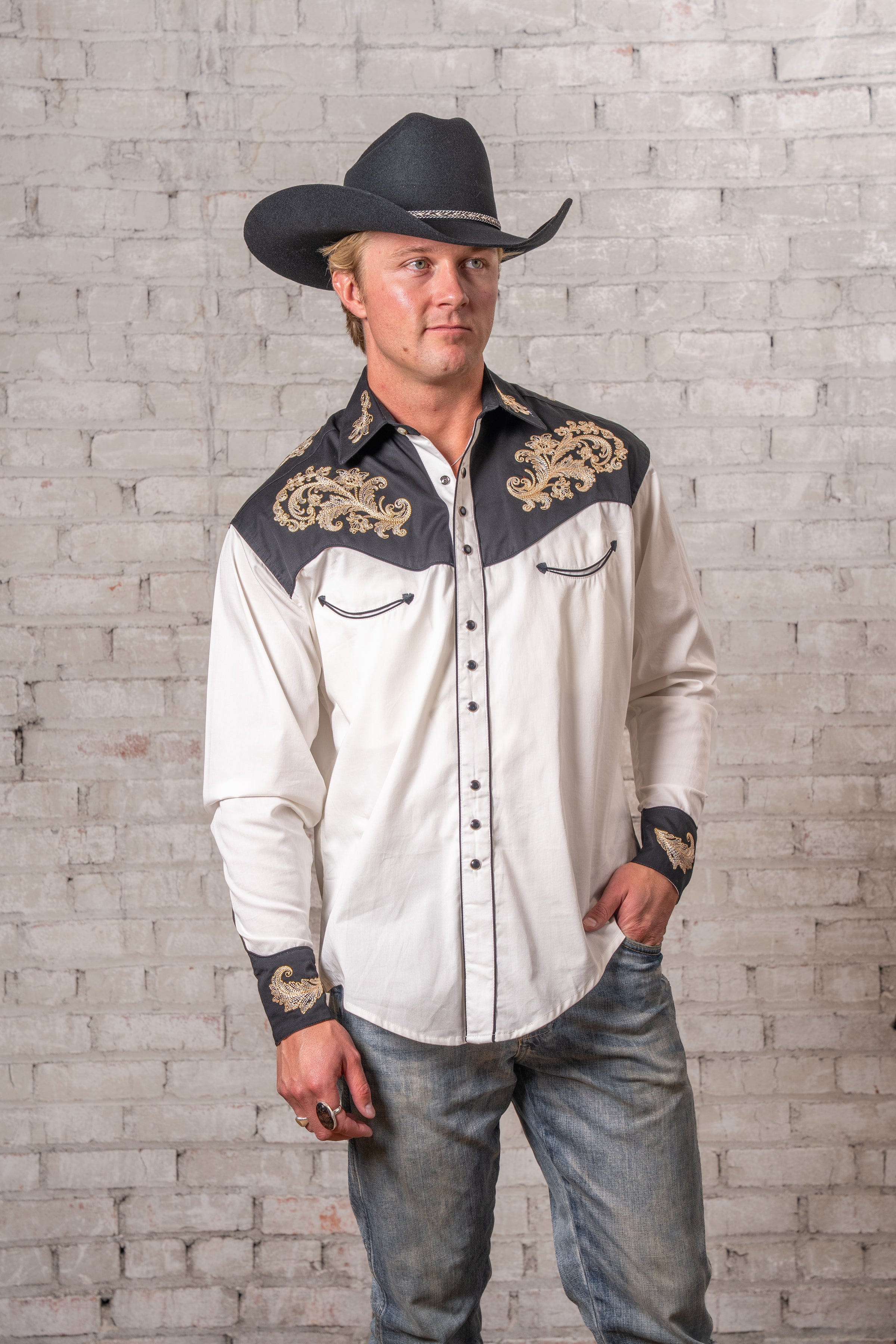 Men’s Vintage 2-Tone Khaki & Black Floral Embroidered Western Shirt