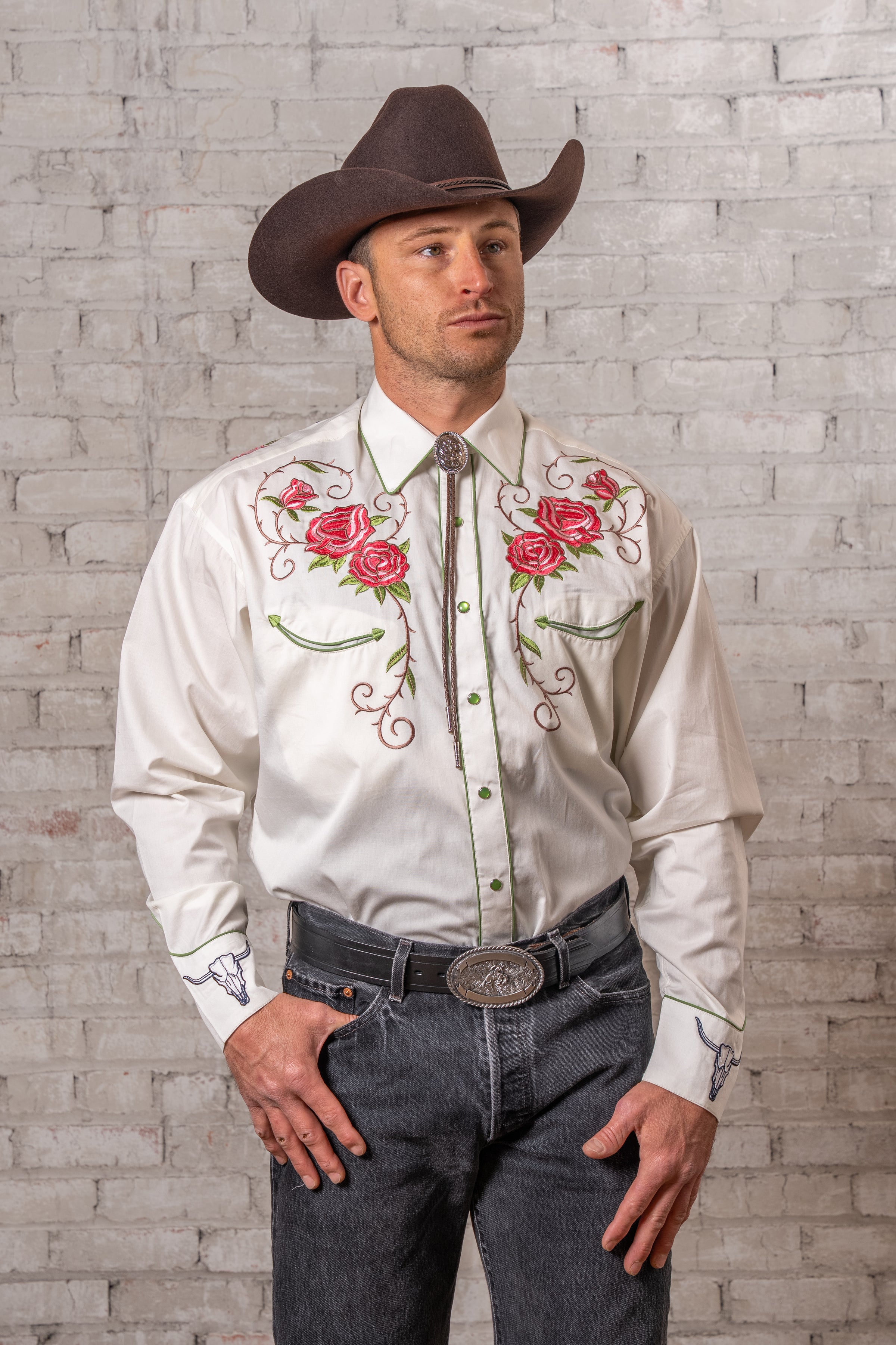 Men’s Longhorn & Floral Embroidered Western Shirt in Ivory