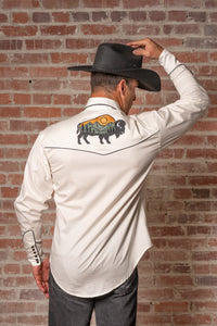 Men’s Ivory Bison & Mountain Embroidered Western Shirt