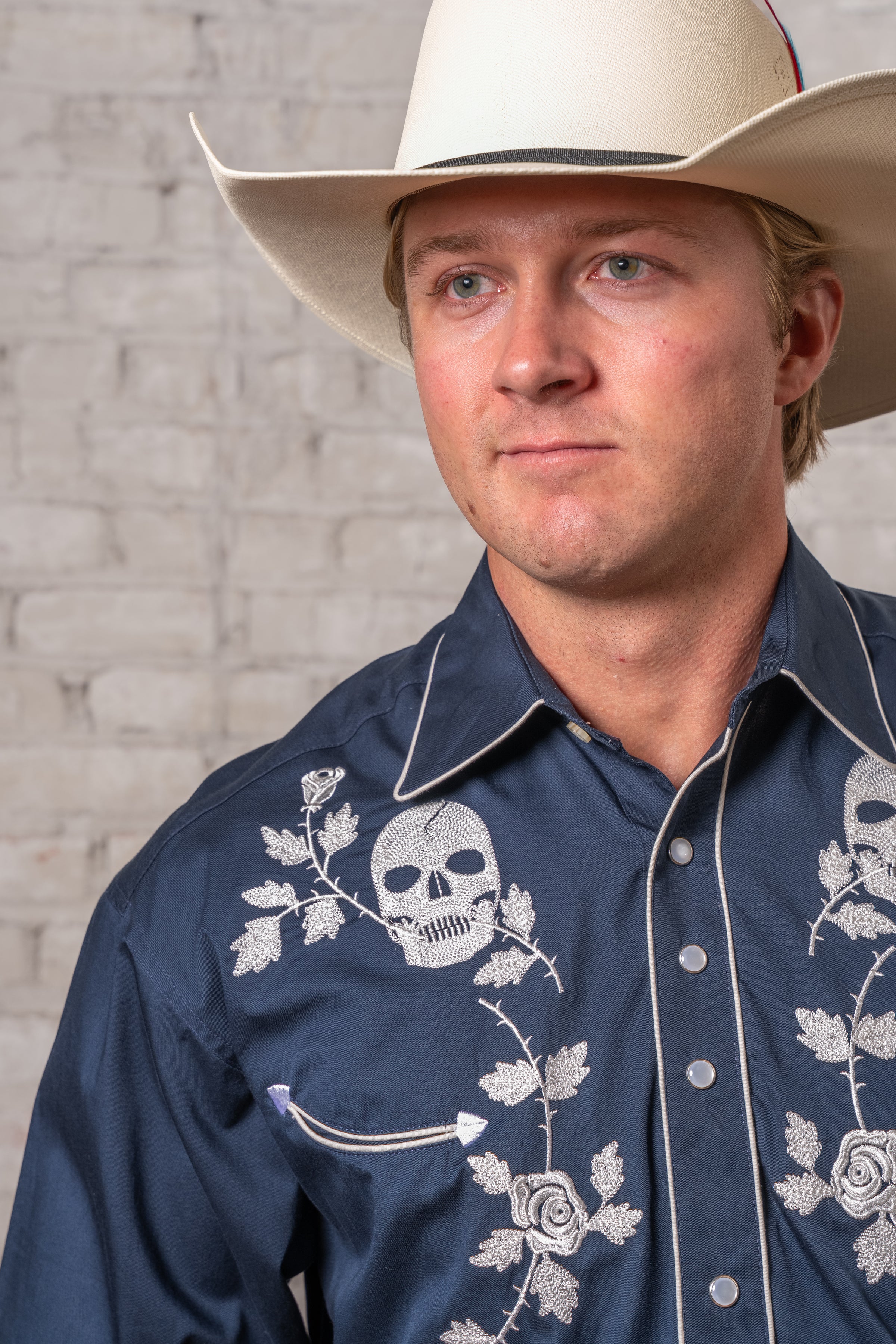 Men’s Vintage Navy Skull & Roses Chain Stitch Embroidered Western Shirt