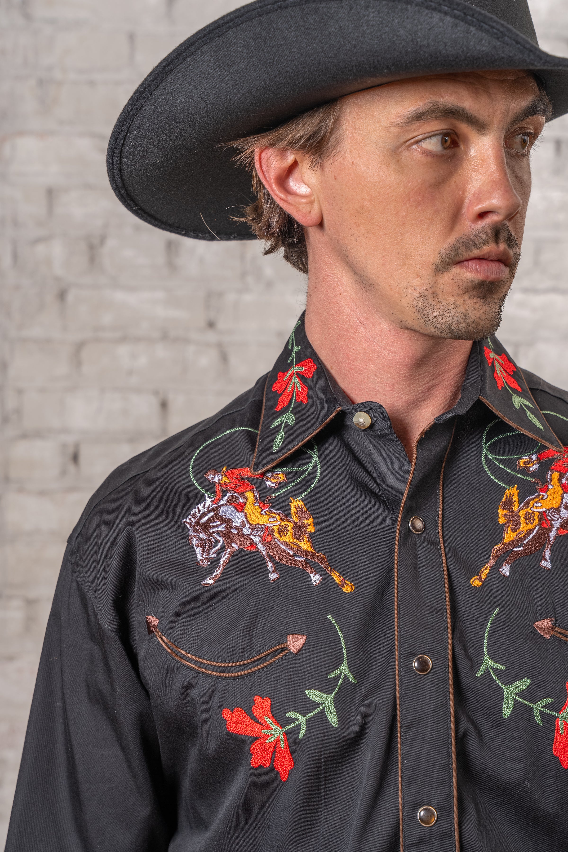 Men's Vintage Black Bronc Embroidered Western Shirt