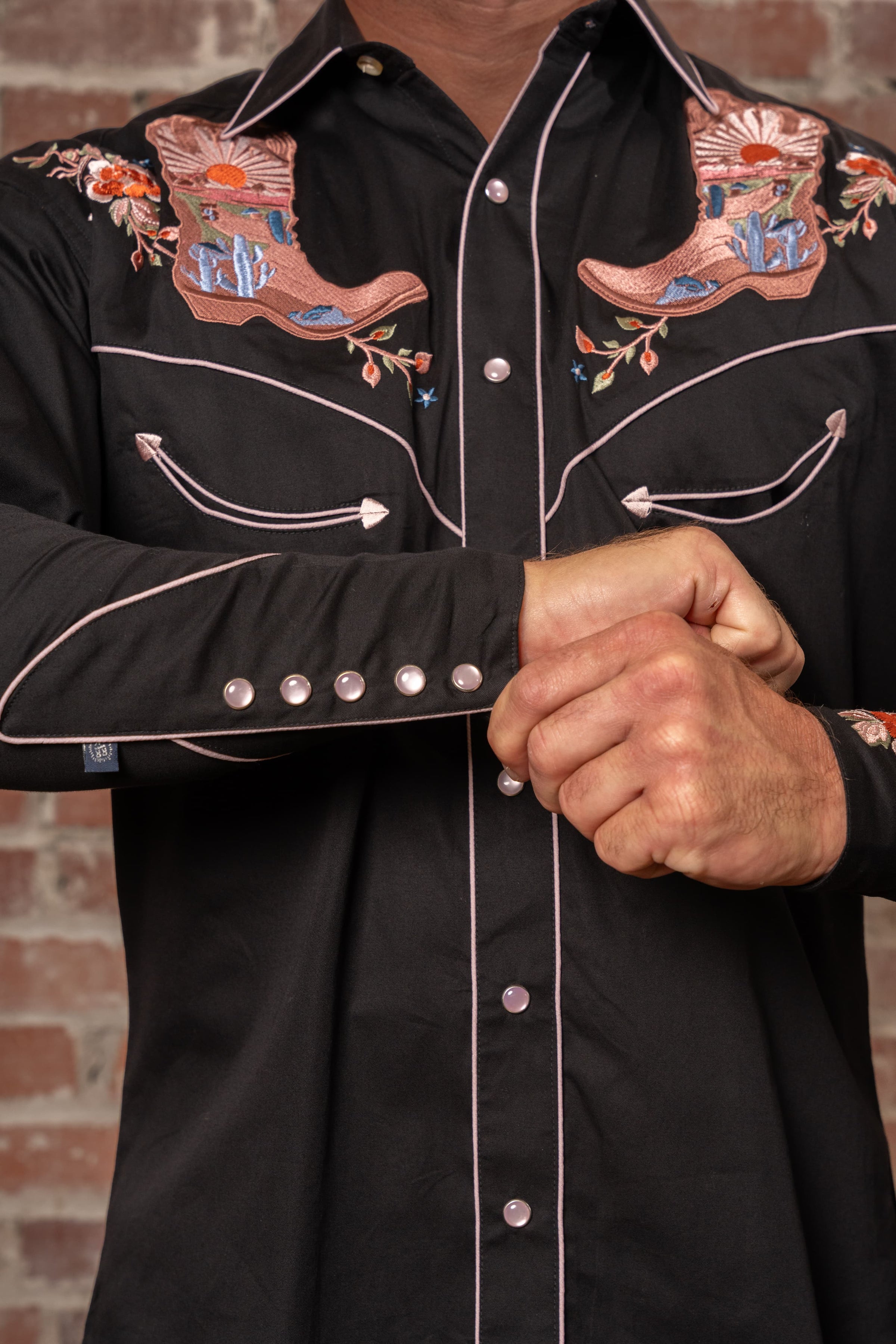 Men’s Black Sunrise Boot & Floral Embroidered Western Shirt