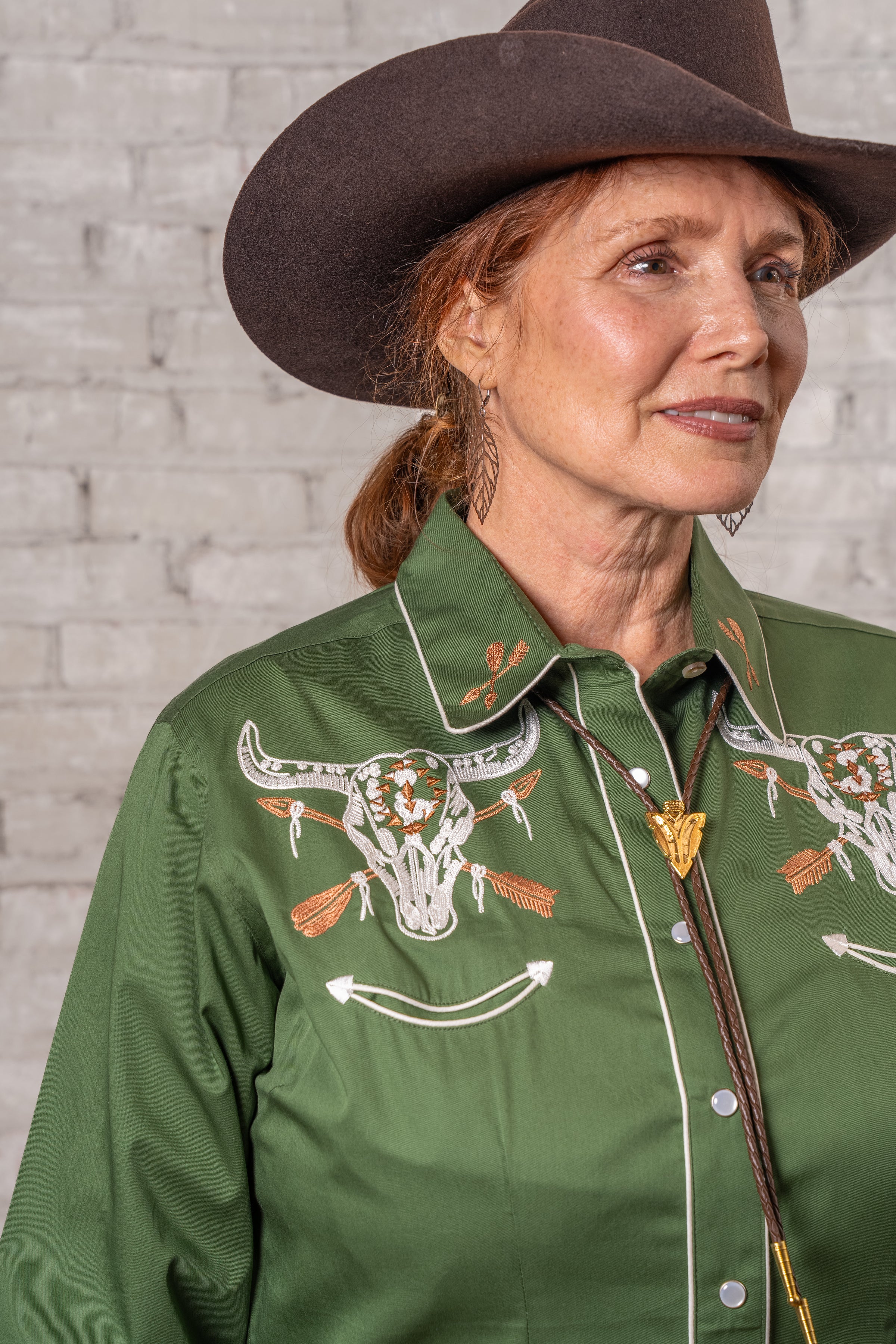 Women’s Vintage Green Steer Skull & Arrow Chain Stitch Embroidered Western Shirt