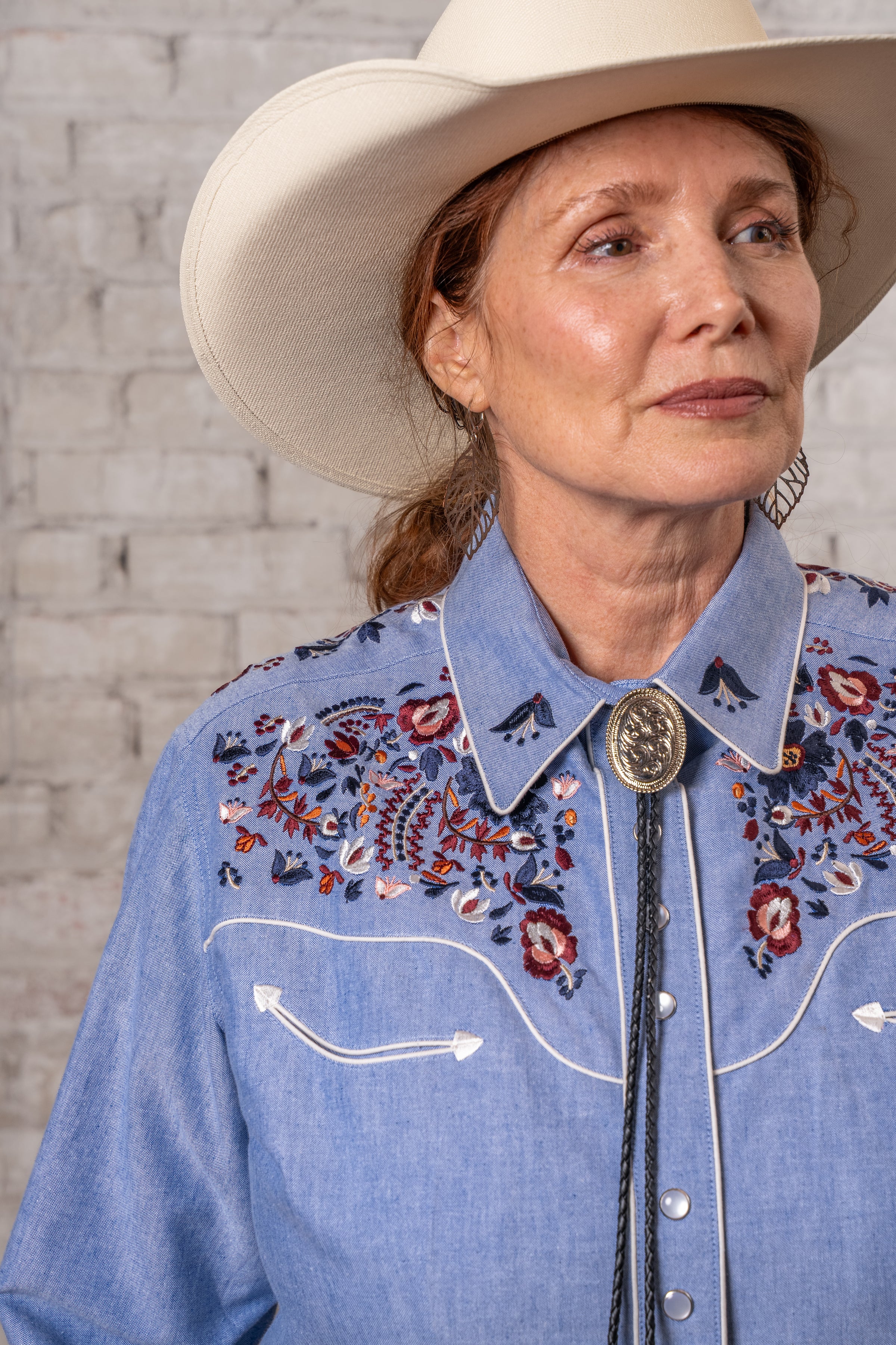 Women's Vintage Blue Floral Embroidered Western Shirt