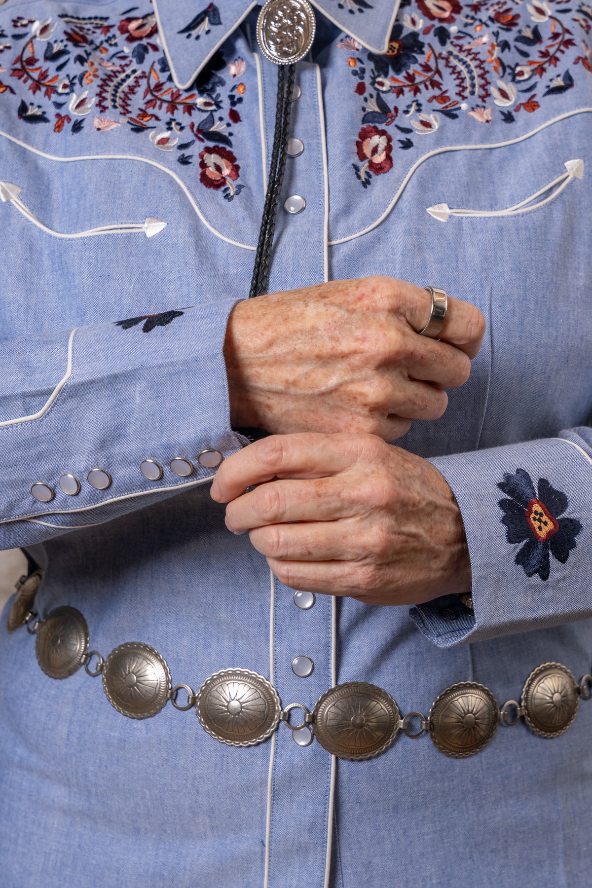 Women's Vintage Blue Floral Embroidered Western Shirt