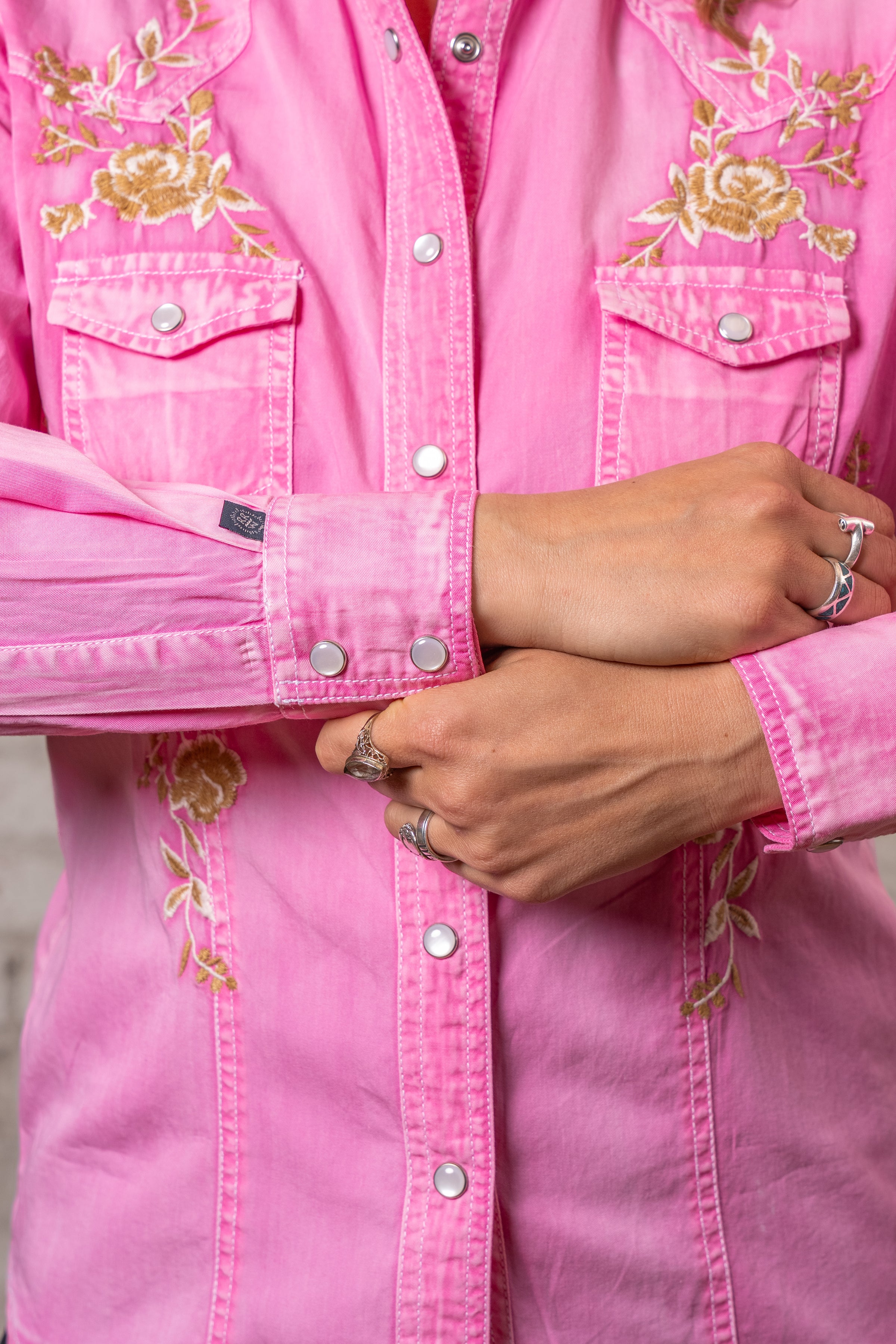 Women's Soft Pink Floral Embroidered Western Shirt