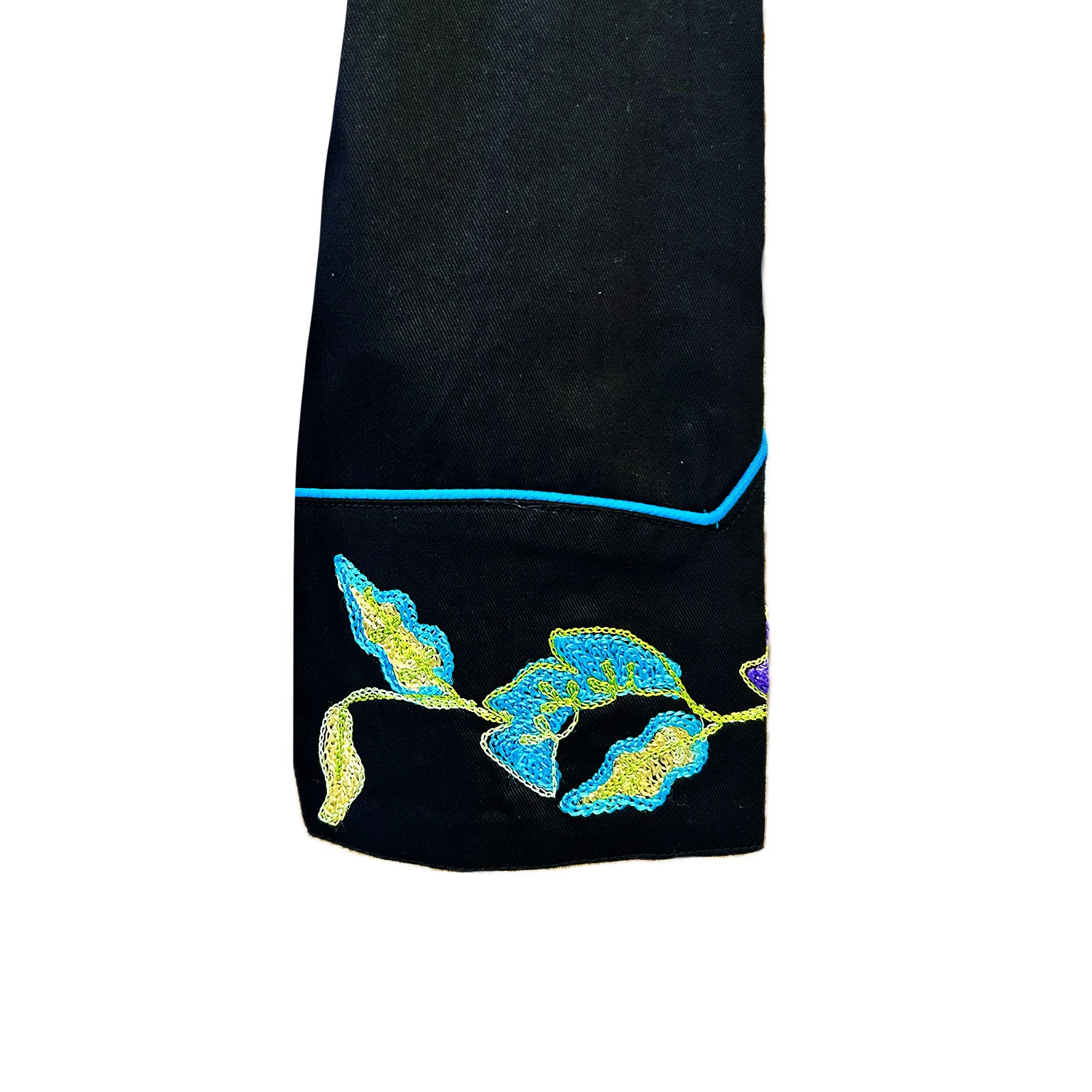 Women's Vintage Black Floral Bouquet Embroidered Western Shirt
