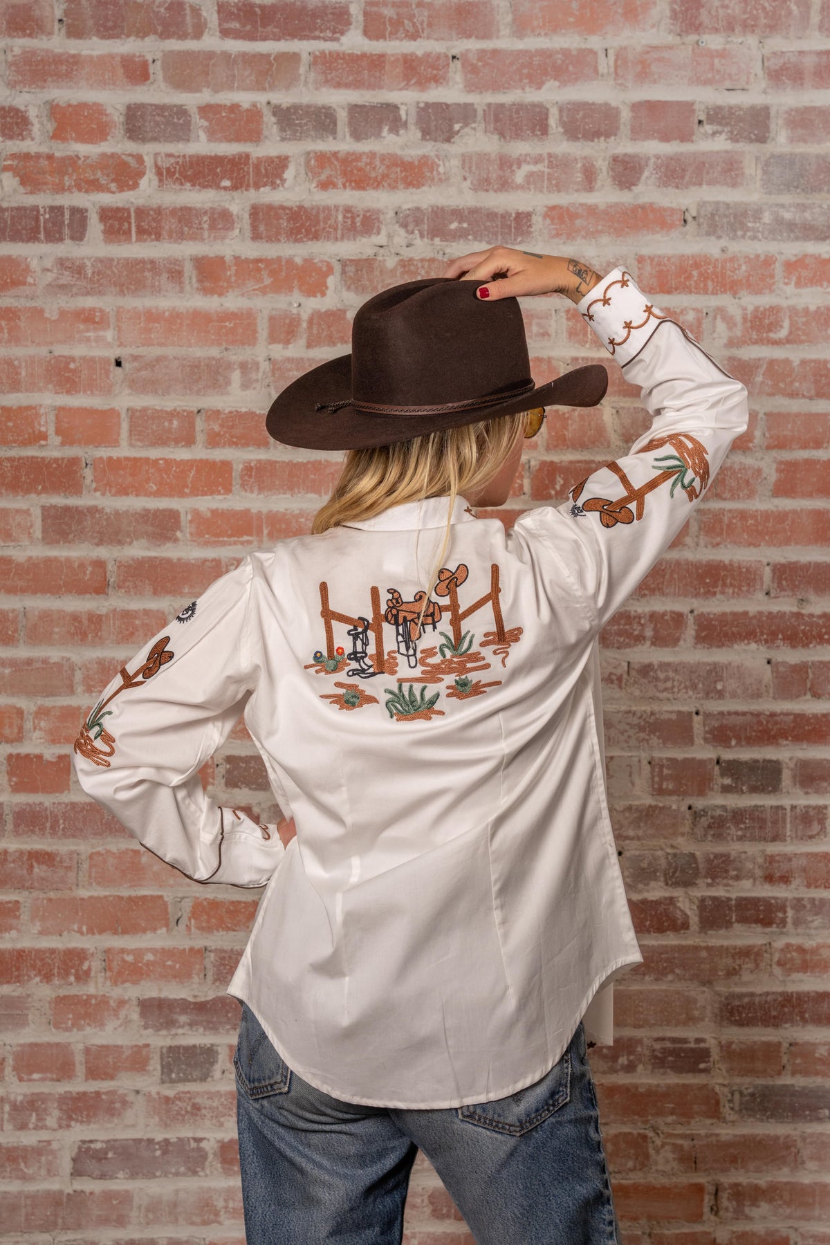 Women's Vintage Ivory Cactus & Cowgirl Boots Embroidered Western Shirt