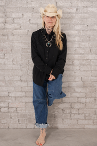 Women's Vintage Black-on-Black Tooling Embroidered Western Shirt