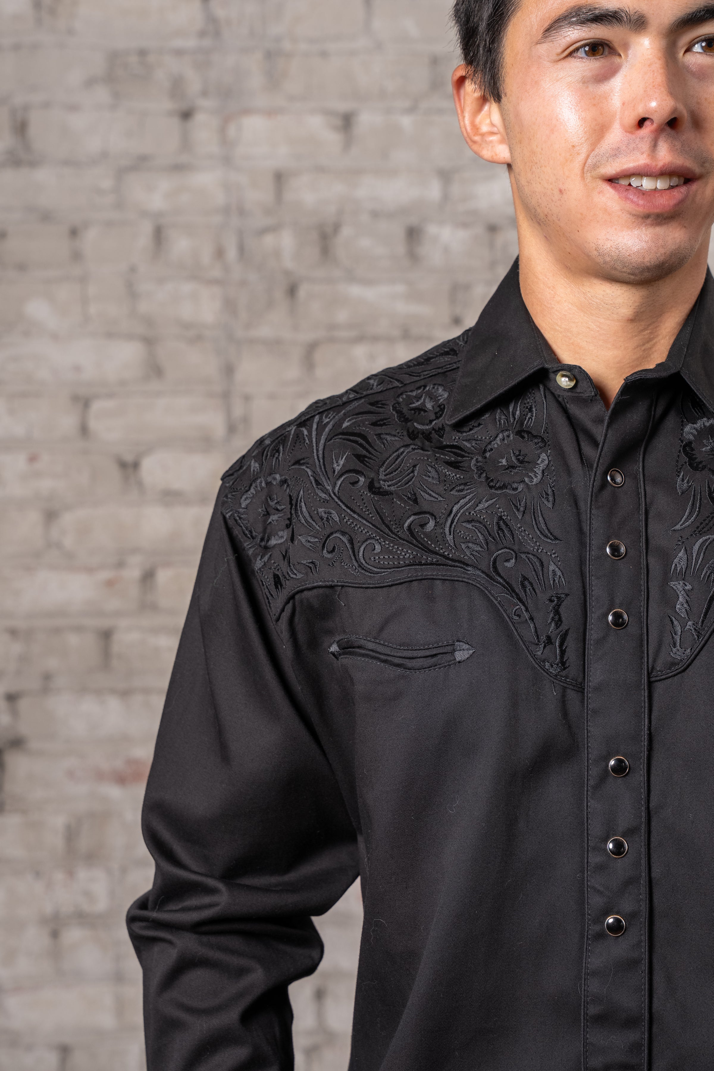 Men's Vintage Black-on-Black Tooling Embroidered Western Shirt