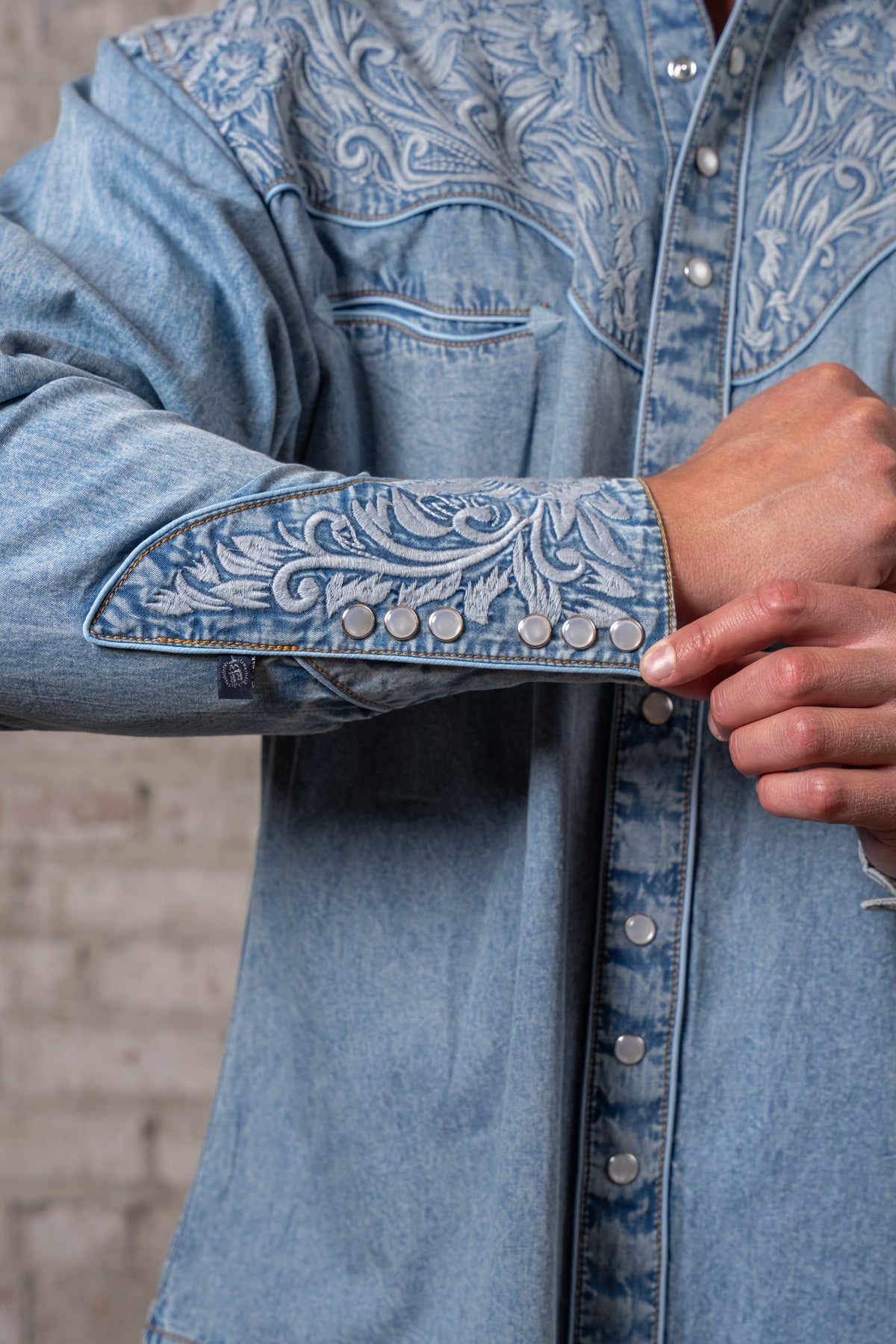 Men's Vintage Denim & Blue Tooling Embroidery Western Shirt