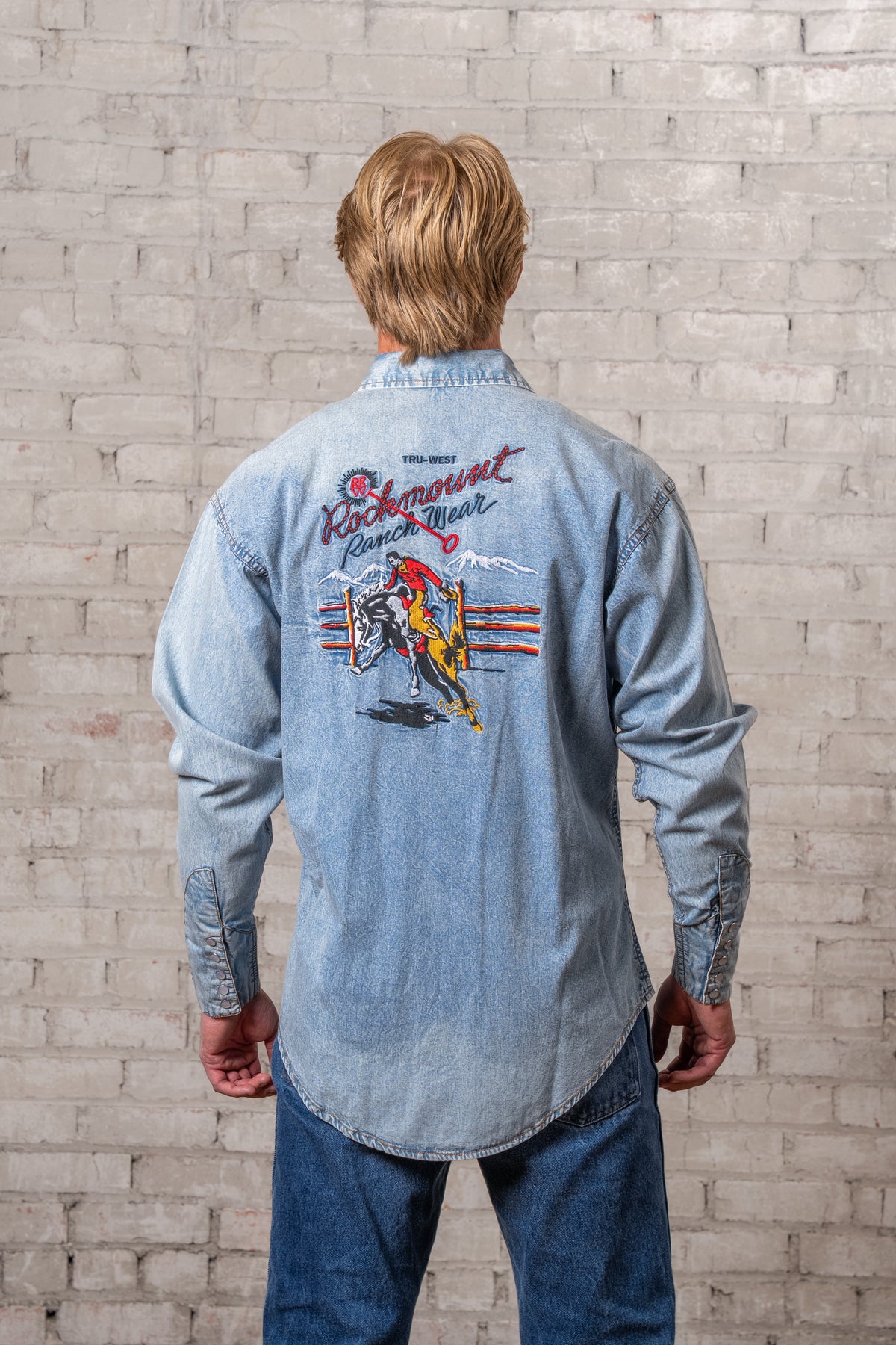 Men’s Rockmount Vintage Denim Bronc Embroidered Western Shirt