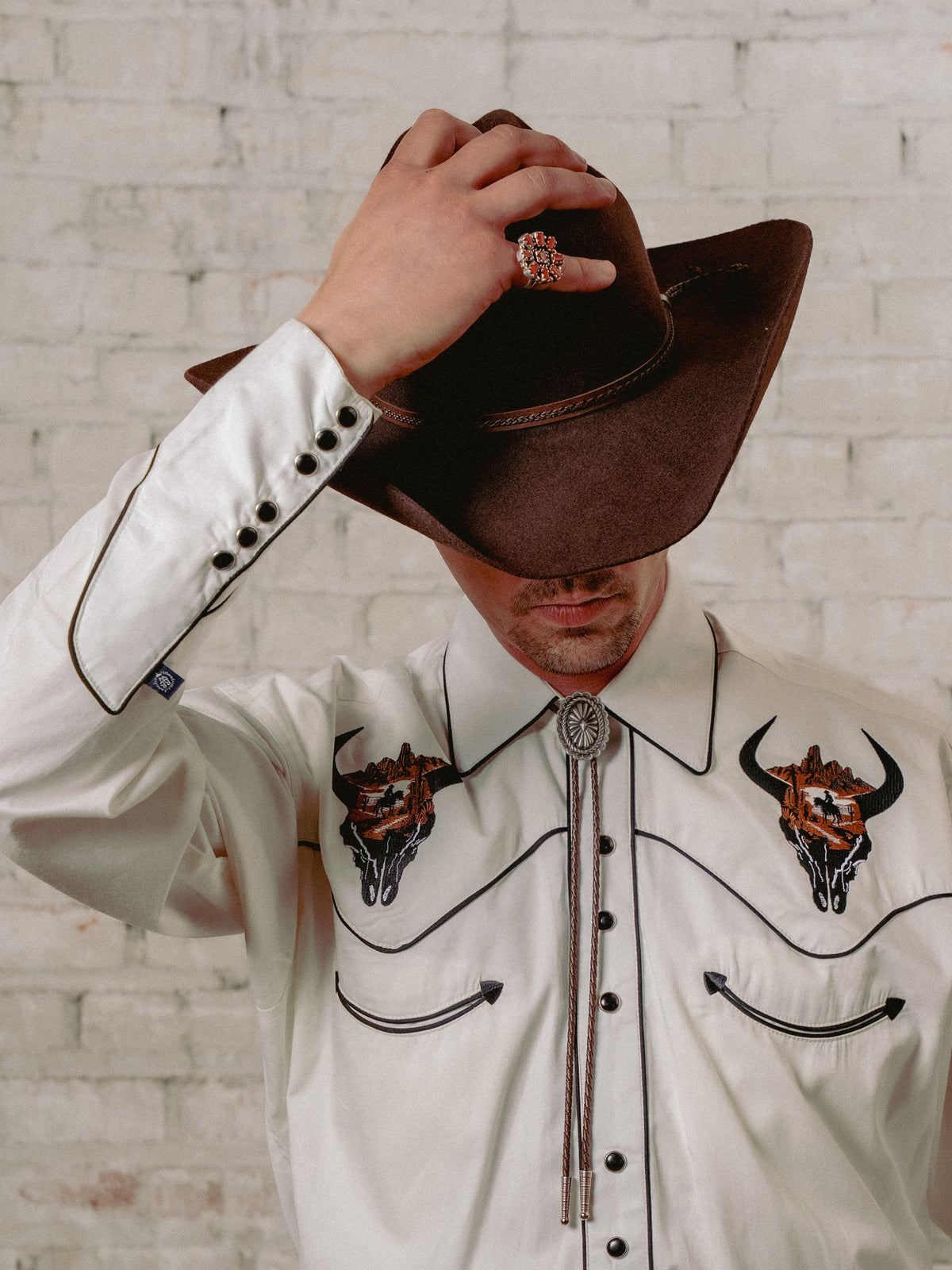 Men’s Ivory Bison Skull & Rider Embroidered Western Shirt