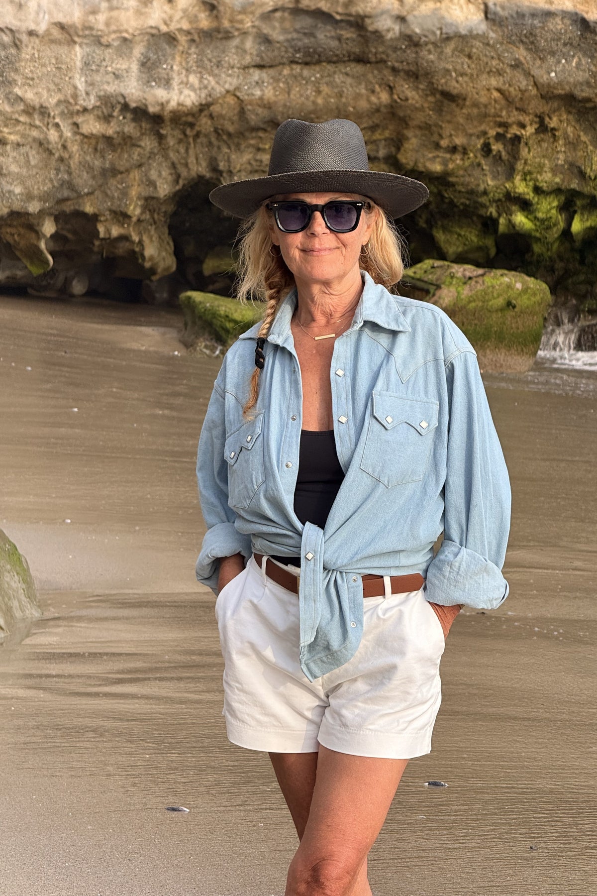 Women's Stonewashed Sky Blue Sawtooth Denim Western Shirt by Rockmount Ranch Wear with sawtooth pockets
